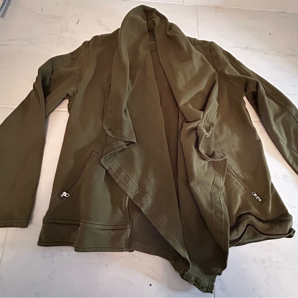 Olive Green Open Front blazer / Jacket. Button accents.